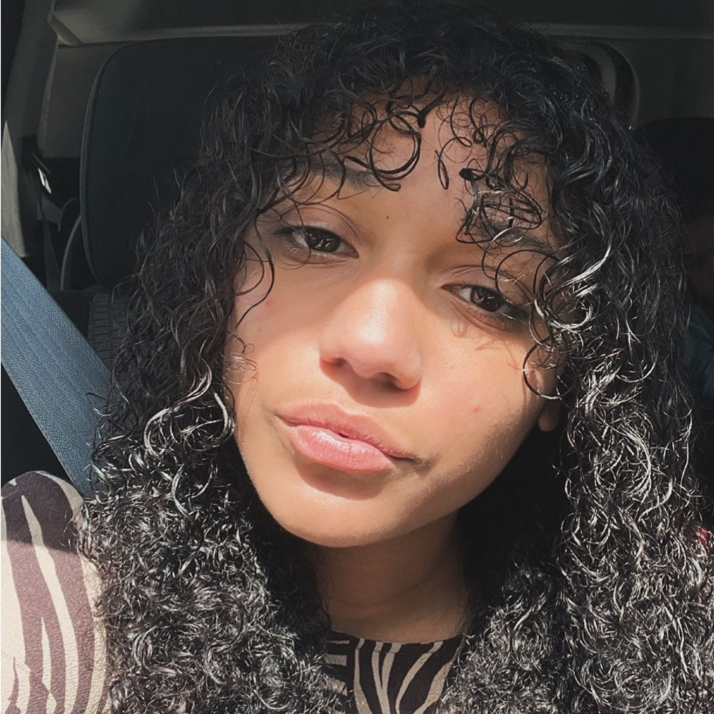 Meet your Posher, Elisha